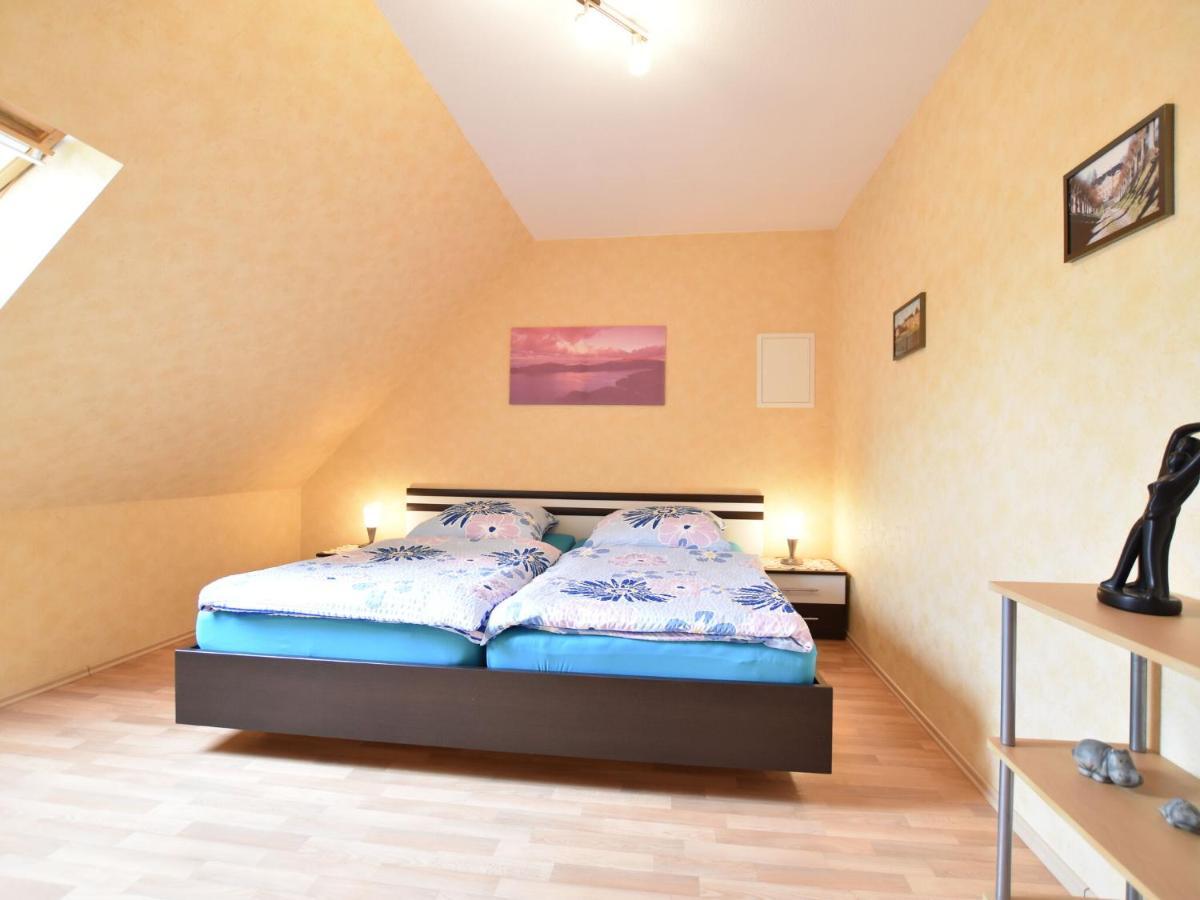 Attractive Apartment In Kluetz Near The Sea Exterior foto
